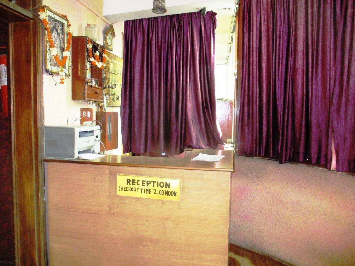 Hotel Shiv Palace Dehradun Extérieur photo
